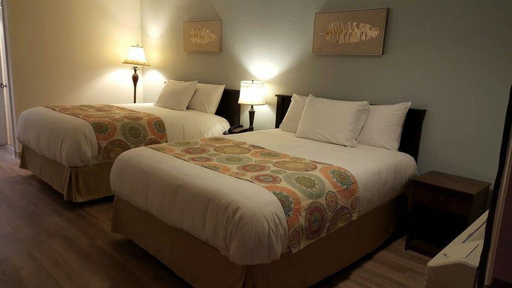 Tricove Inn & Suites Jacksonville Bagian luar foto